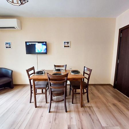 Апартаменти За Гости Делукс Burgas Exterior foto