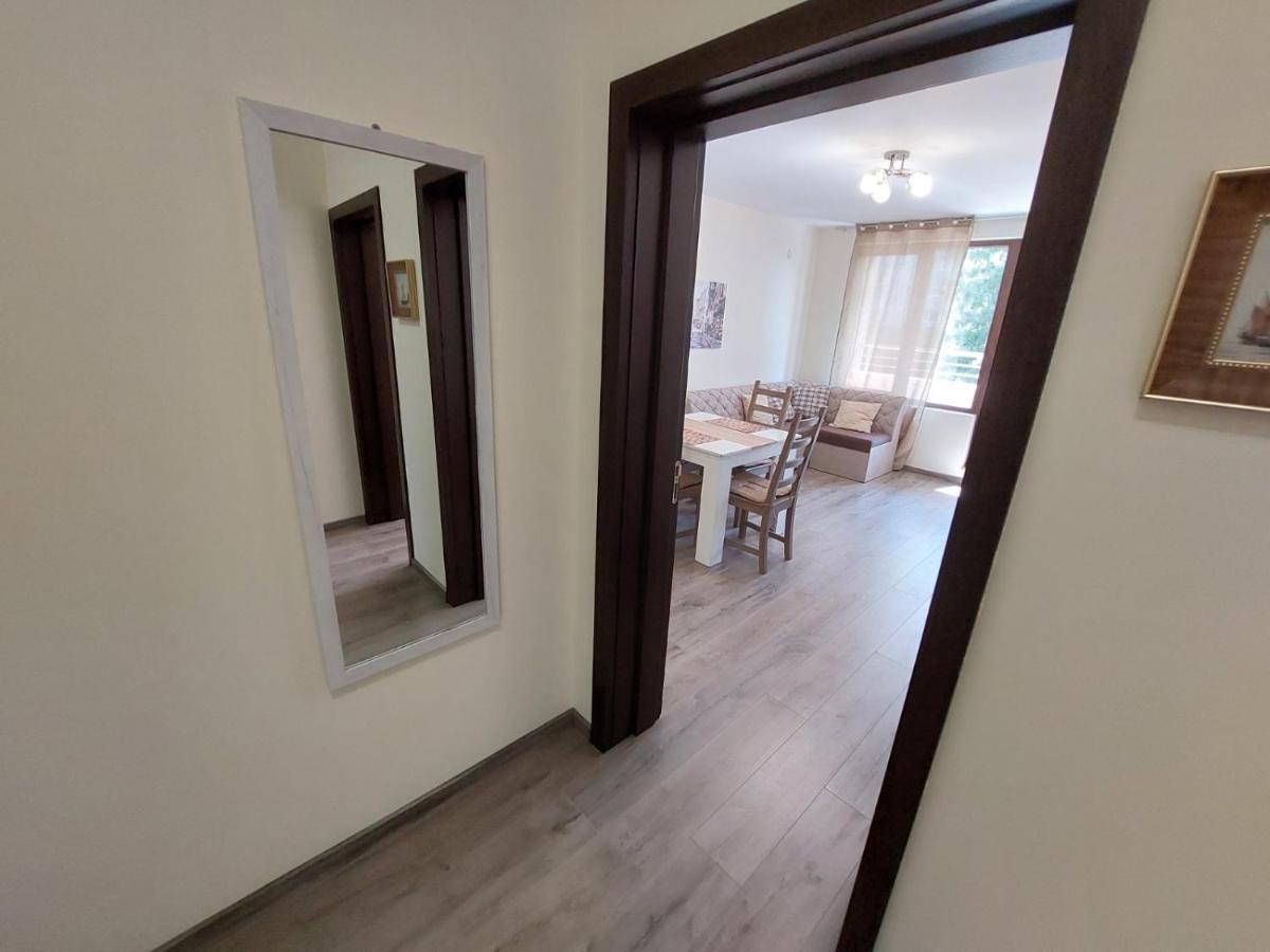 Апартаменти За Гости Делукс Burgas Exterior foto