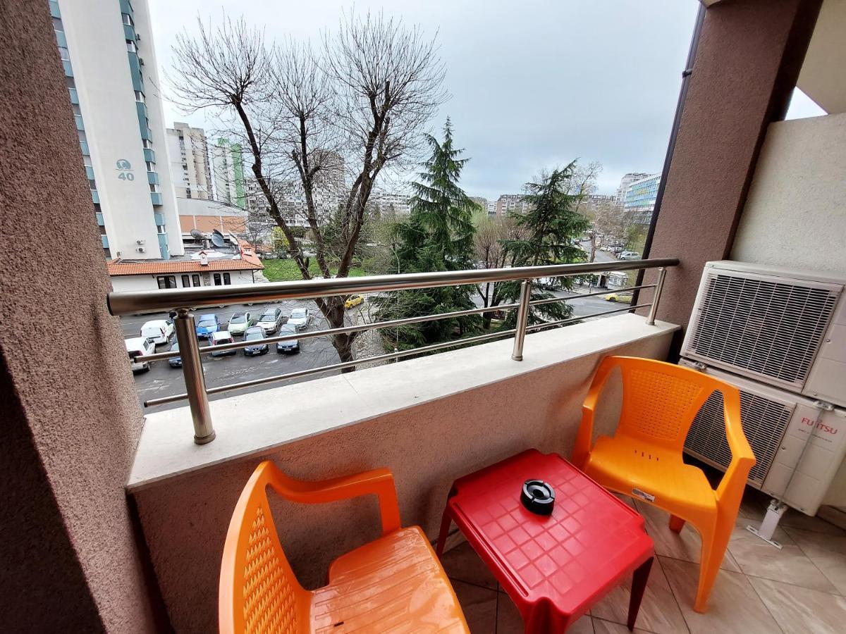 Апартаменти За Гости Делукс Burgas Exterior foto